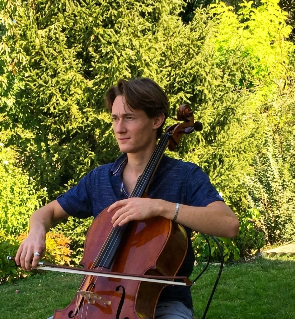 Portrait d'Émile Deprecq, Violoncelle au Swiss-Alps Festival 2026